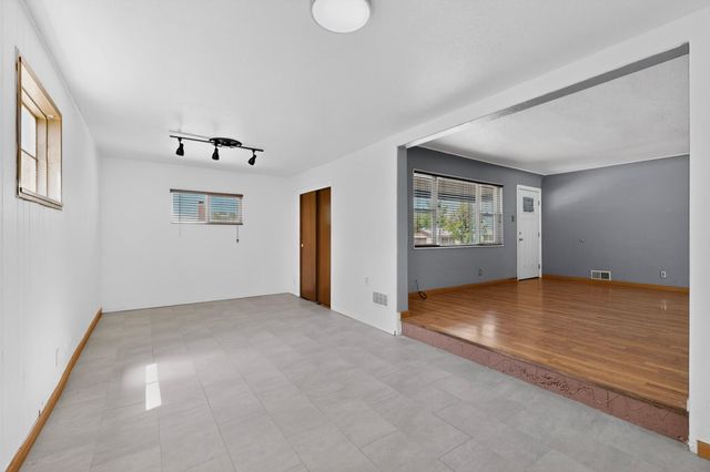 2008 Muriel Street NE, Albuquerque, NM 87112