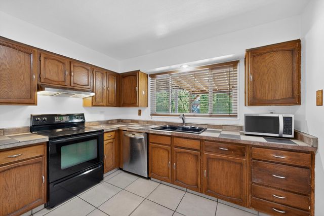2008 Muriel Street NE, Albuquerque, NM 87112