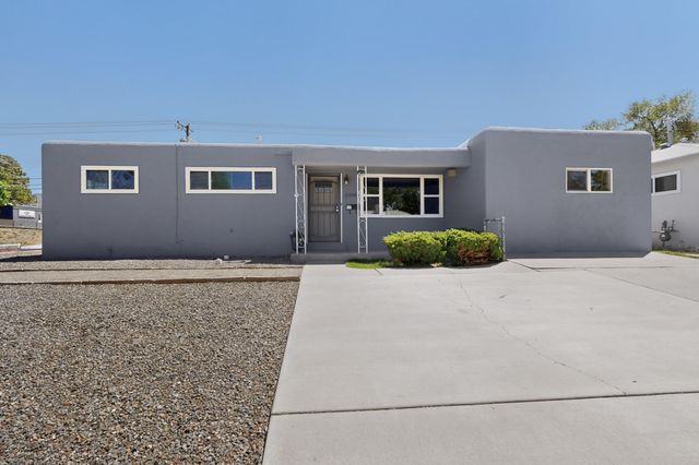 2008 Muriel Street NE, Albuquerque, NM 87112