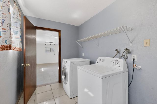 2008 Muriel Street NE, Albuquerque, NM 87112