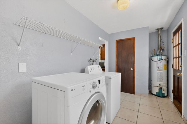 2008 Muriel Street NE, Albuquerque, NM 87112