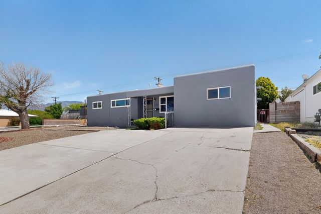 2008 Muriel Street NE, Albuquerque, NM 87112