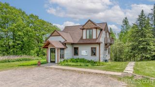 2462 Us Highway 2, Florence T-wi, WI 54121