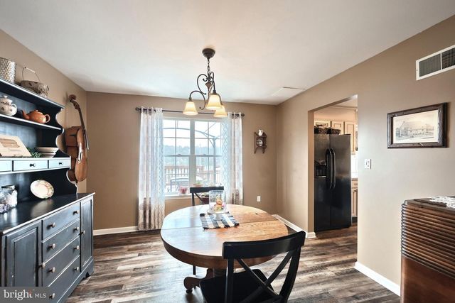 179 SWITCHPOINT DR, Stewartstown, PA 17363