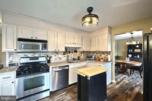 179 SWITCHPOINT DR, Stewartstown, PA 17363