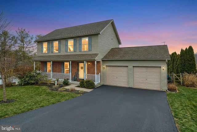 179 SWITCHPOINT DR, Stewartstown, PA 17363