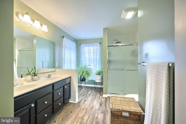 179 SWITCHPOINT DR, Stewartstown, PA 17363