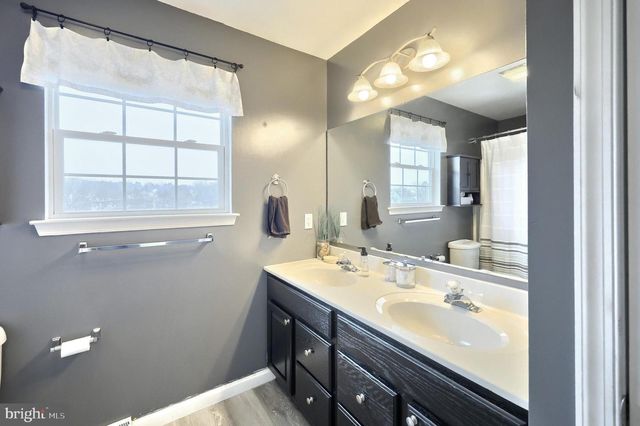 179 SWITCHPOINT DR, Stewartstown, PA 17363