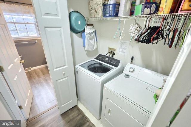 179 SWITCHPOINT DR, Stewartstown, PA 17363