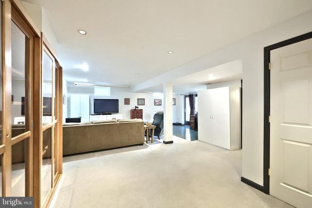 179 SWITCHPOINT DR, Stewartstown, PA 17363