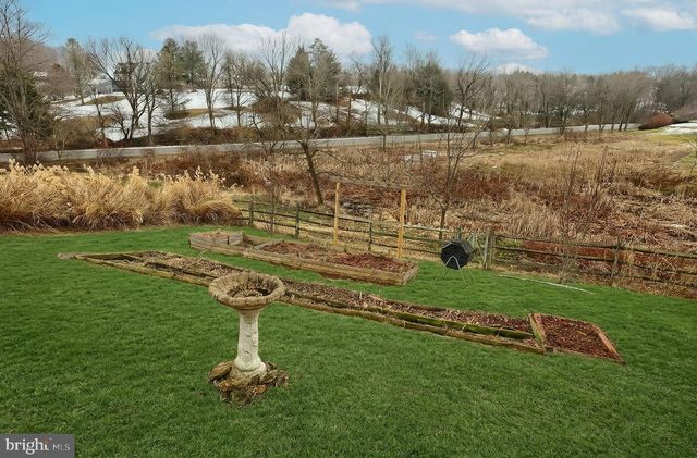 179 SWITCHPOINT DR, Stewartstown, PA 17363