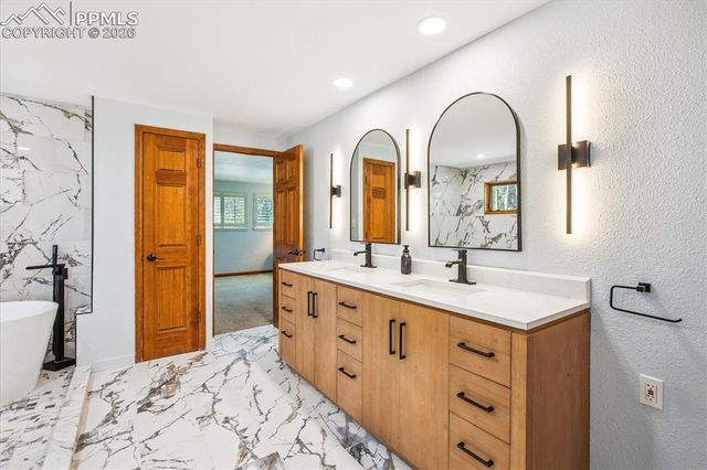 18971 Shadowood Drive, Monument, CO 80132