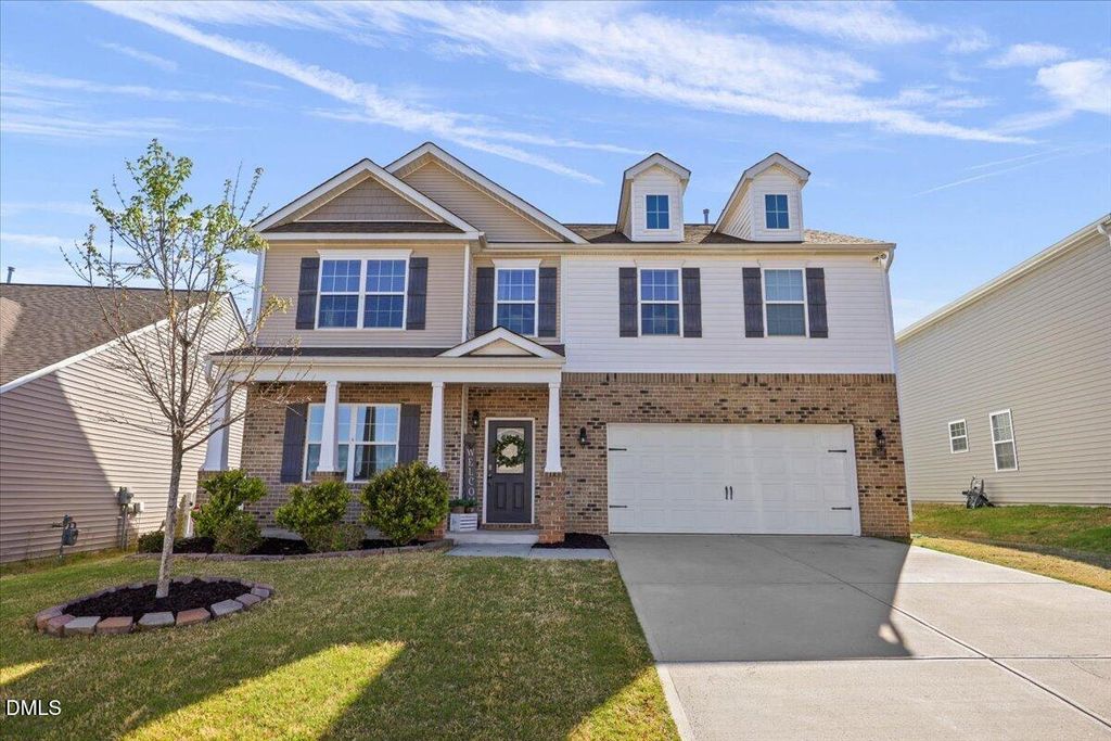 766 River Dell Townes Avenue, Clayton, NC 27527