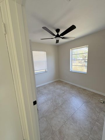 175 SE El Sito Court, Port St. Lucie, Port St Lucie, FL 34983