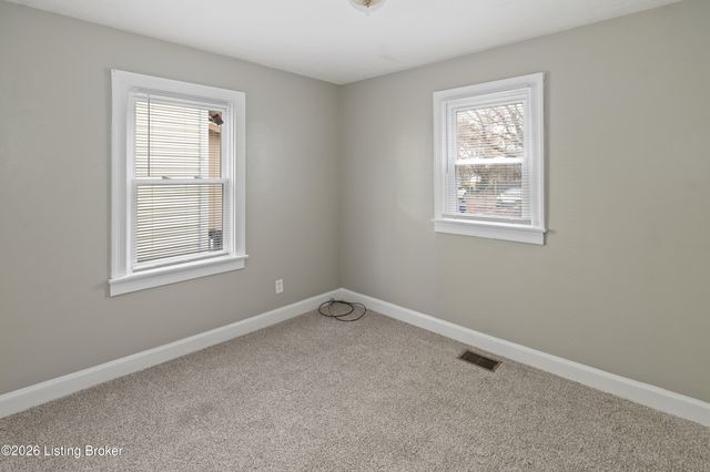 1317 Oakwood Ave, Louisville, KY 40215