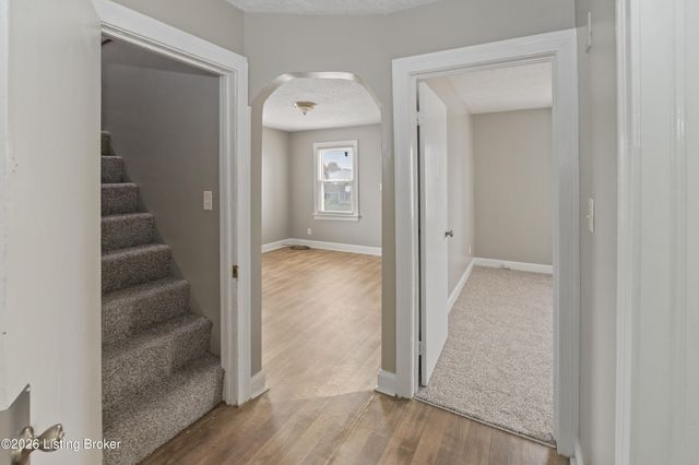 1317 Oakwood Ave, Louisville, KY 40215