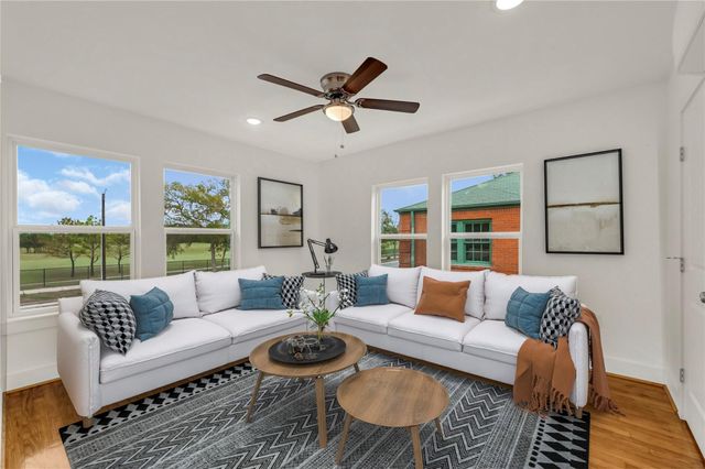 6644 Lawndale Street 2, Houston, TX 77023