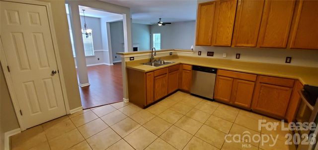 1619 Doverhill Place Place, Charlotte, NC 28262
