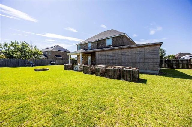 113 Rosales Drive, Bonaire, GA 31005