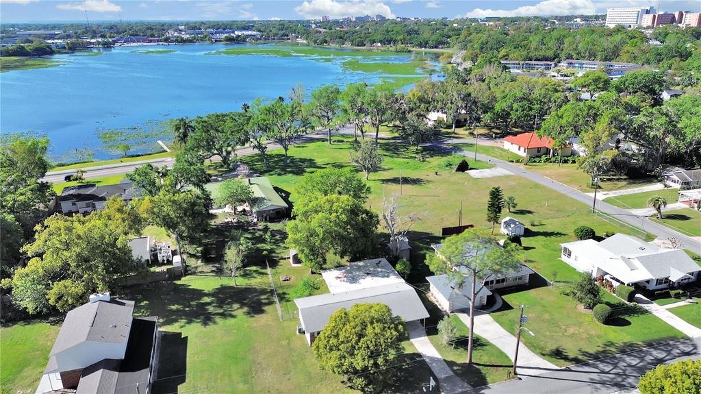 917 E VALENCIA STREET, Lakeland, FL 33805