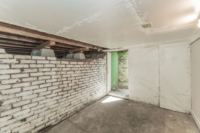 630 E Dudley Avenue, Fresno, CA 93728