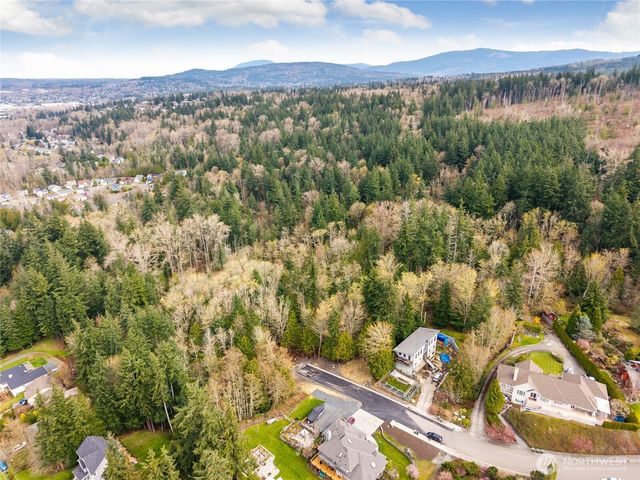 813 41st, Bellingham, WA 98229
