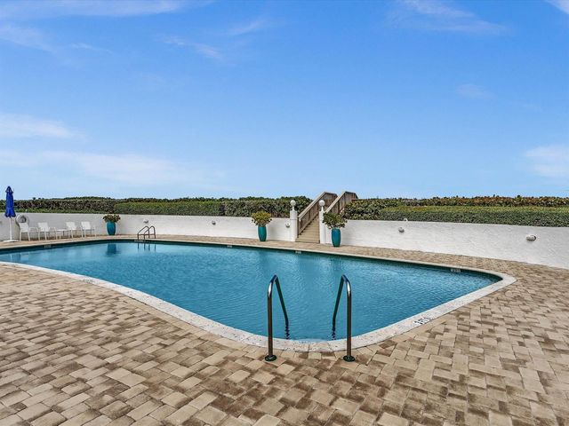 3360 S Ocean Boulevard 2a, Palm Beach, FL 33480