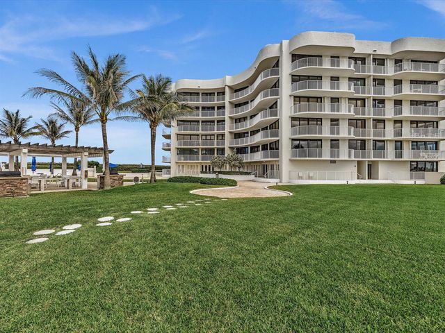 3360 S Ocean Boulevard 2a, Palm Beach, FL 33480