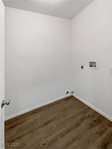 6701 Squaw Mountain Drive 201, Las Vegas, NV 89130