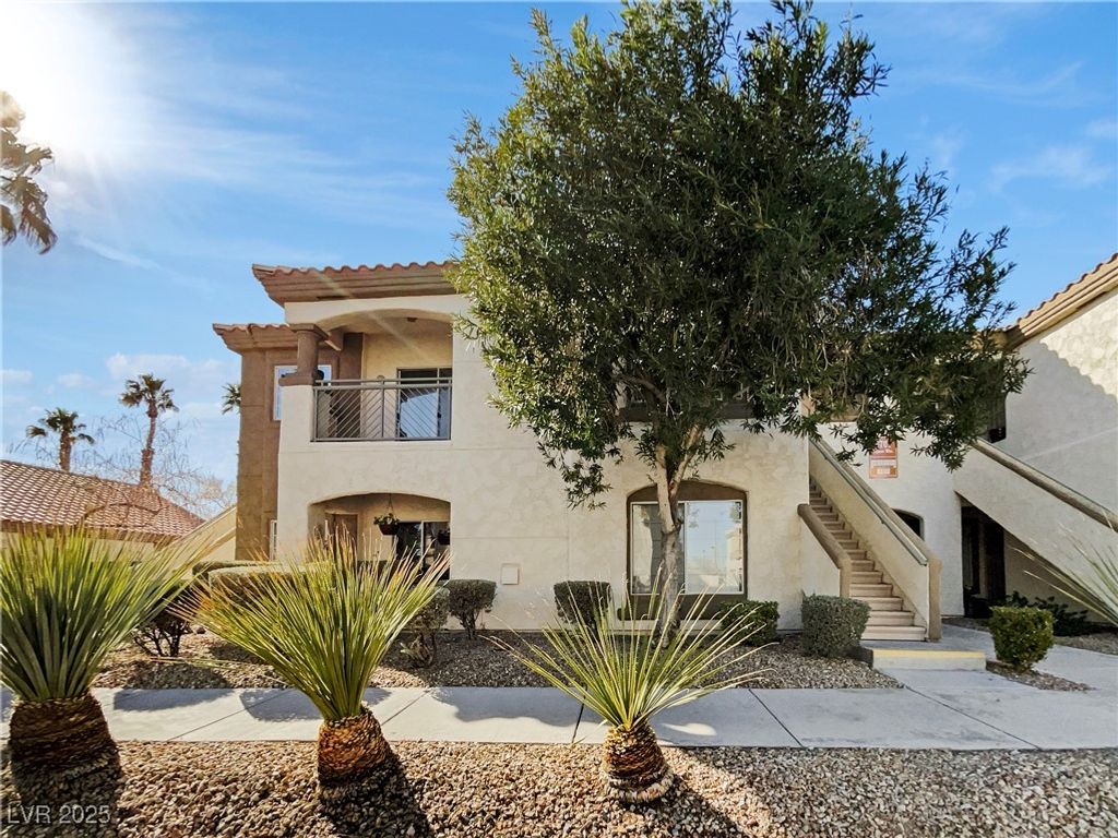 6701 Squaw Mountain Drive 201, Las Vegas, NV 89130