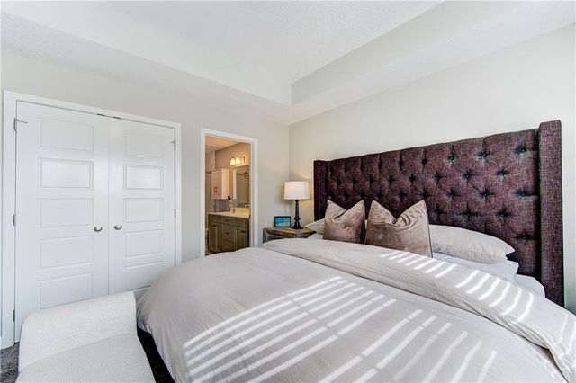 2108 SW Holdbrooks Drive, Lee's Summit, MO 64082