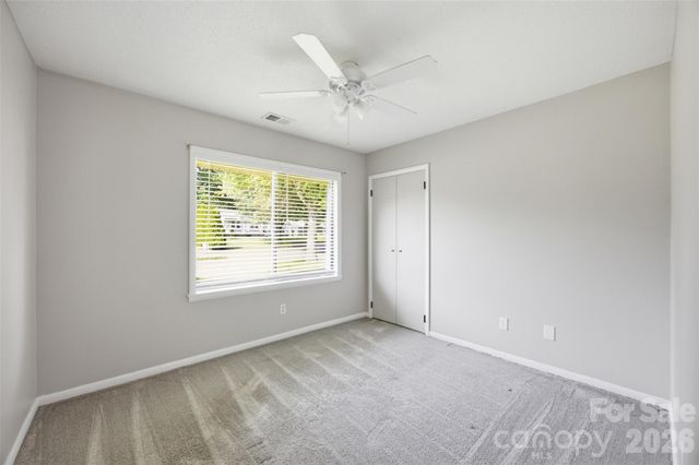 416 King John Circle, Gastonia, NC 28056