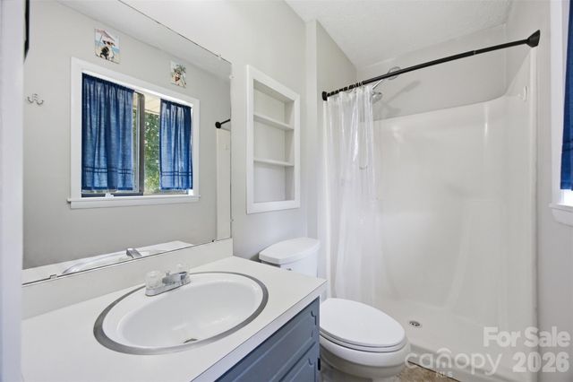 416 King John Circle, Gastonia, NC 28056