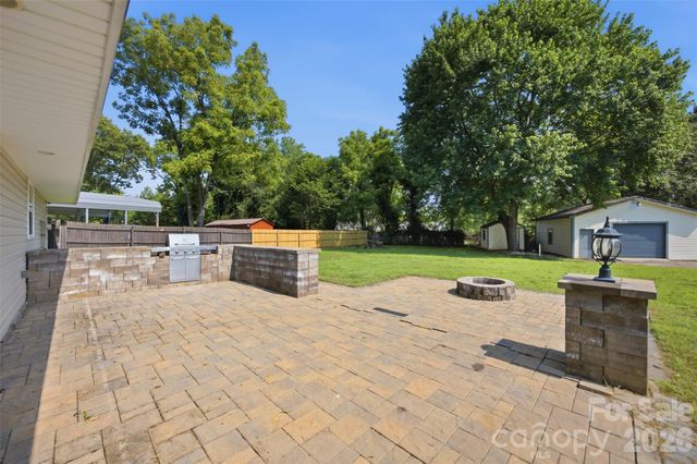 416 King John Circle, Gastonia, NC 28056