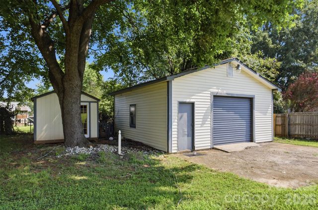 416 King John Circle, Gastonia, NC 28056
