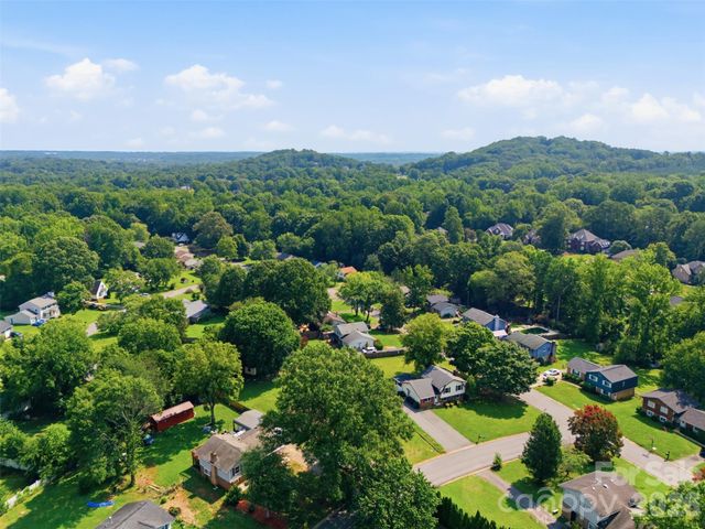 416 King John Circle, Gastonia, NC 28056
