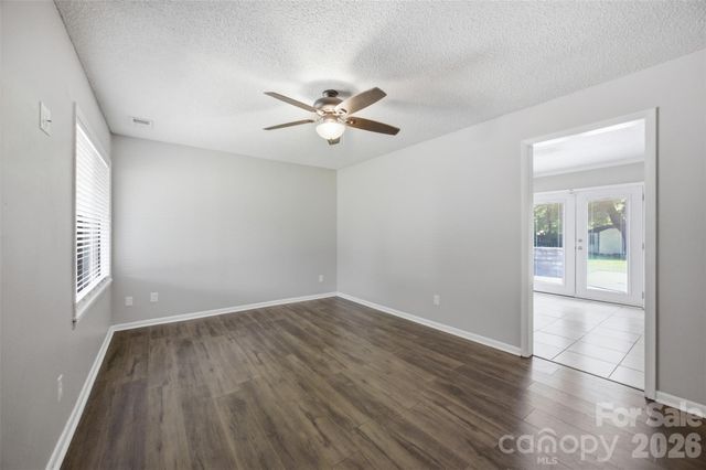 416 King John Circle, Gastonia, NC 28056