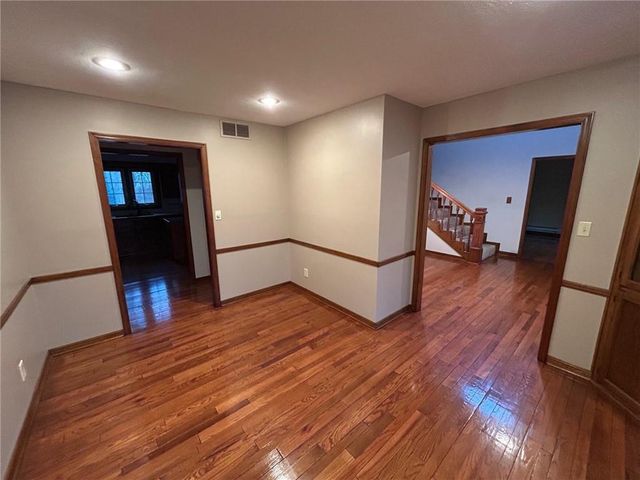 15150 E Quaker Road, Nevada, MO 64772