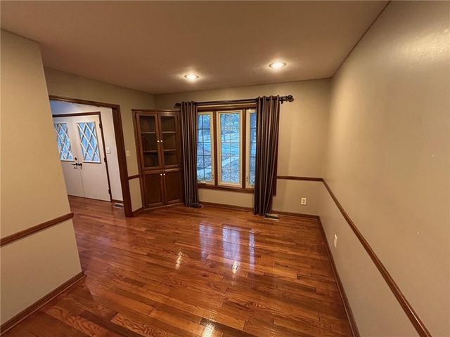 15150 E Quaker Road, Nevada, MO 64772