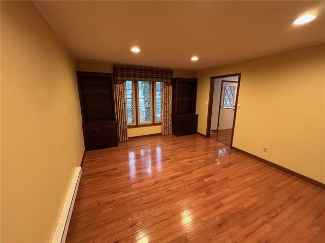 15150 E Quaker Road, Nevada, MO 64772