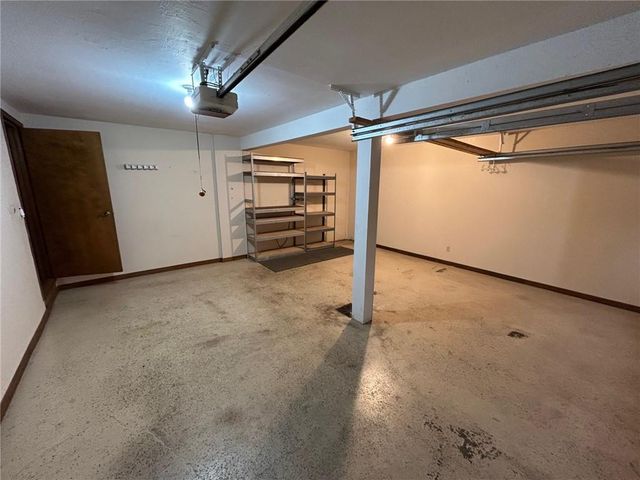 15150 E Quaker Road, Nevada, MO 64772