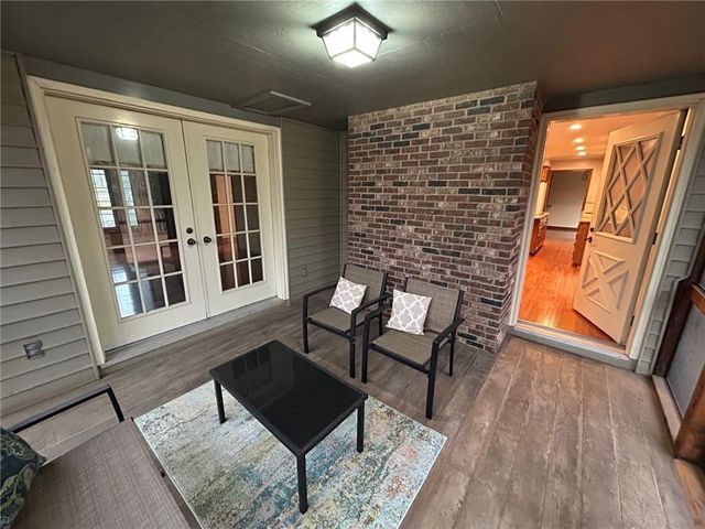 15150 E Quaker Road, Nevada, MO 64772