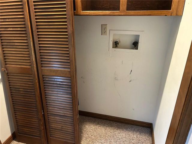 15150 E Quaker Road, Nevada, MO 64772