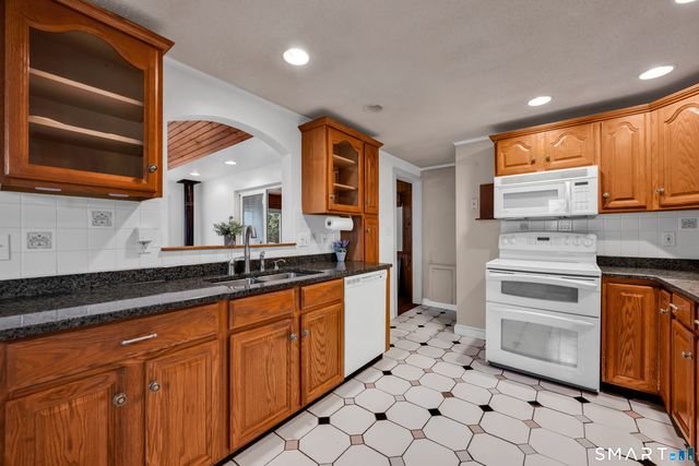 86 Indian Hill Road, Newington, CT 06111