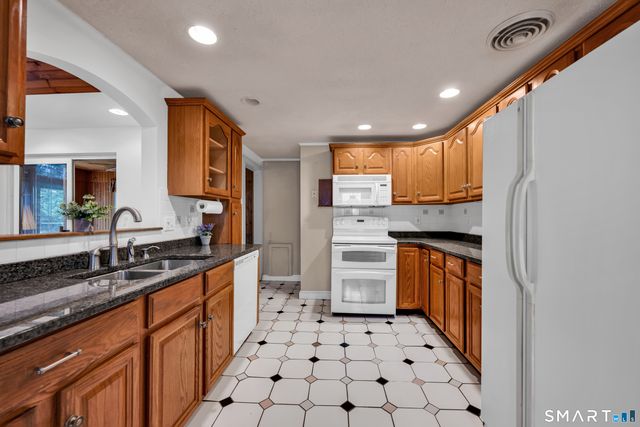 86 Indian Hill Road, Newington, CT 06111