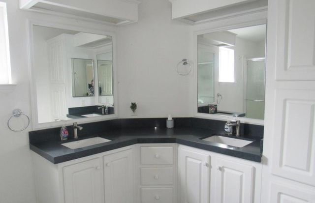 1220 Vienna Drive, Sunnyvale, CA 94089