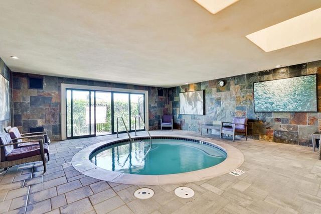 1220 Vienna Drive, Sunnyvale, CA 94089