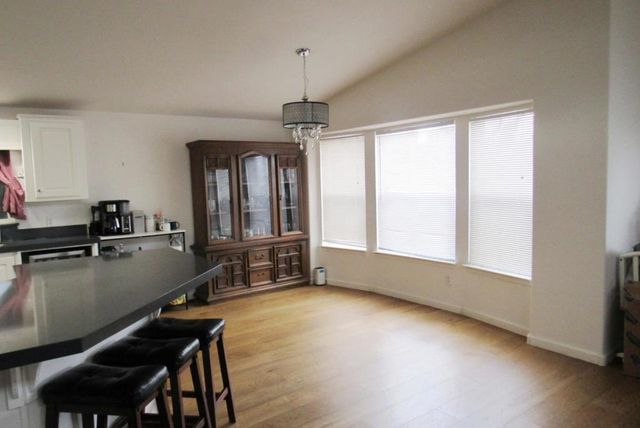 1220 Vienna Drive, Sunnyvale, CA 94089