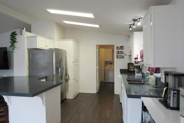 1220 Vienna Drive, Sunnyvale, CA 94089