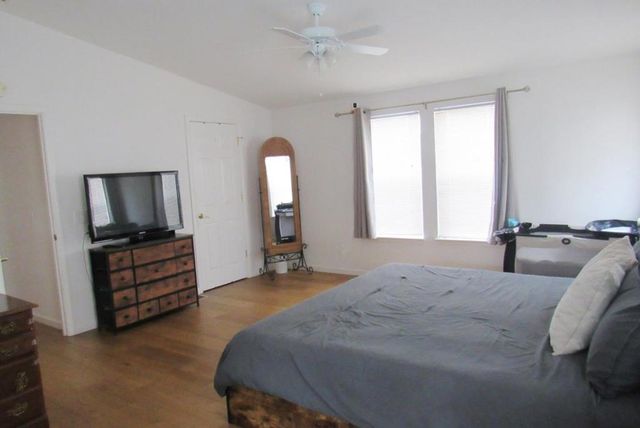 1220 Vienna Drive, Sunnyvale, CA 94089